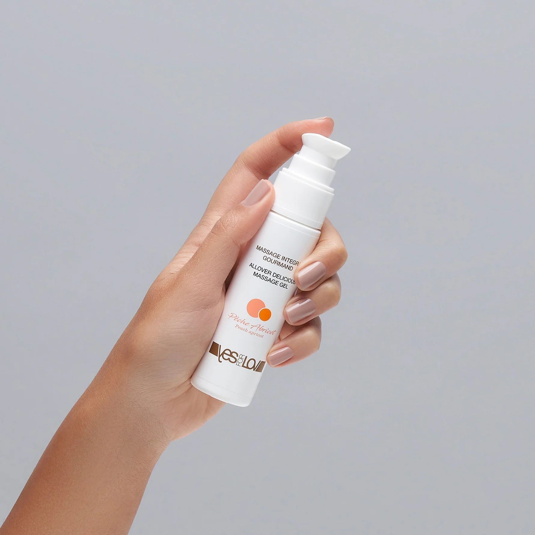 Массажный гель-смазка Allover Delicious Massage Gel с ароматом персика и абрикоса - 50 мл. 2
