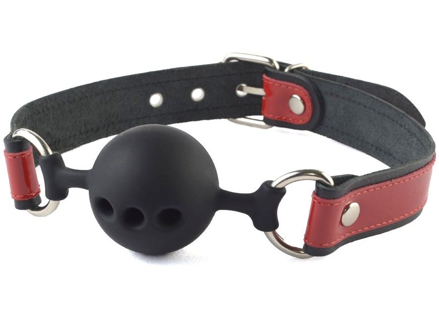 Кляп-шар на черно-красных кожаных ремешках 1