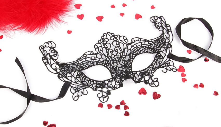 Черная ажурная текстильная маска "Амели" 1