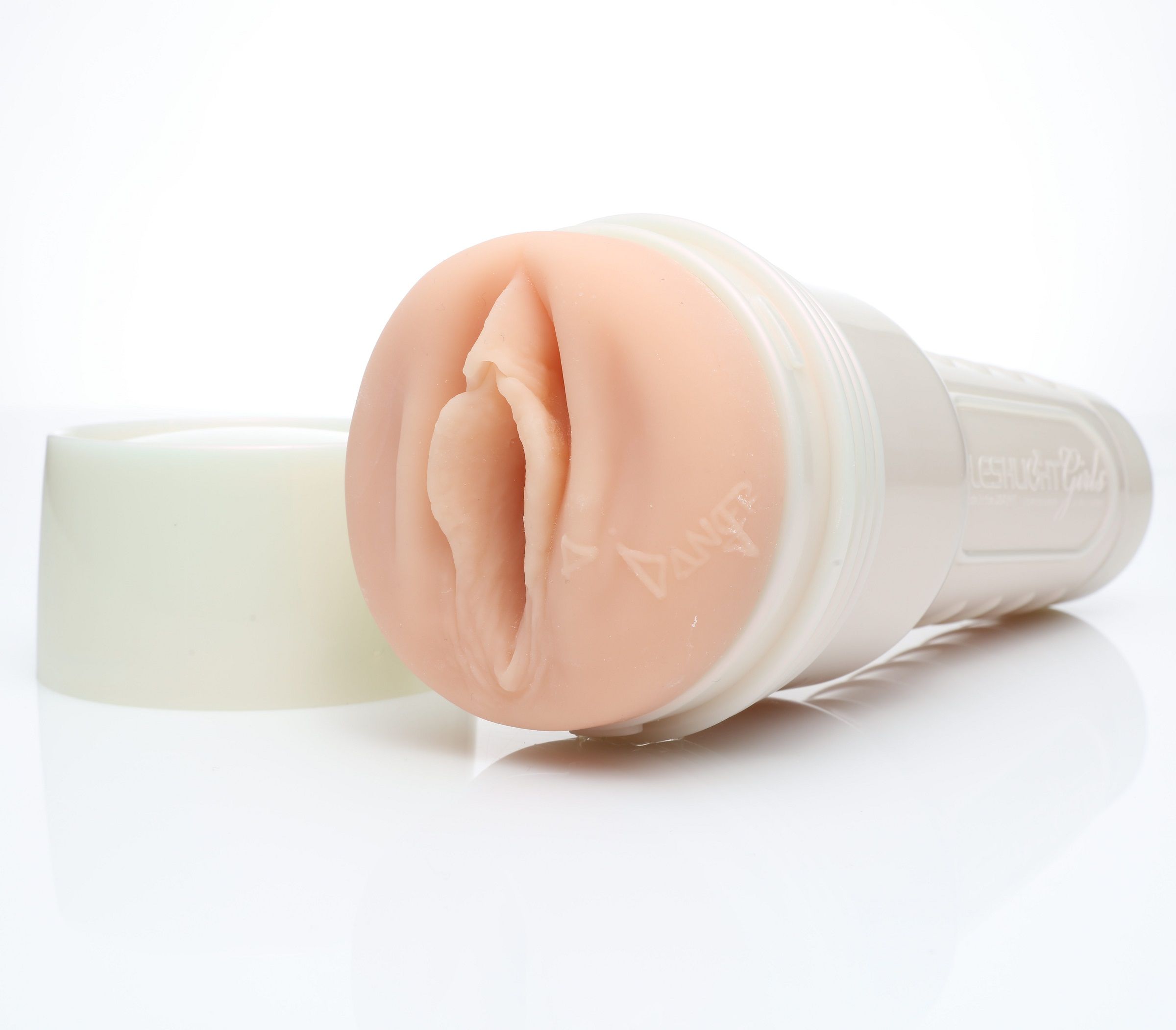 Мастурбатор-вагина Fleshlight Girls - Abella Danger Danger 6