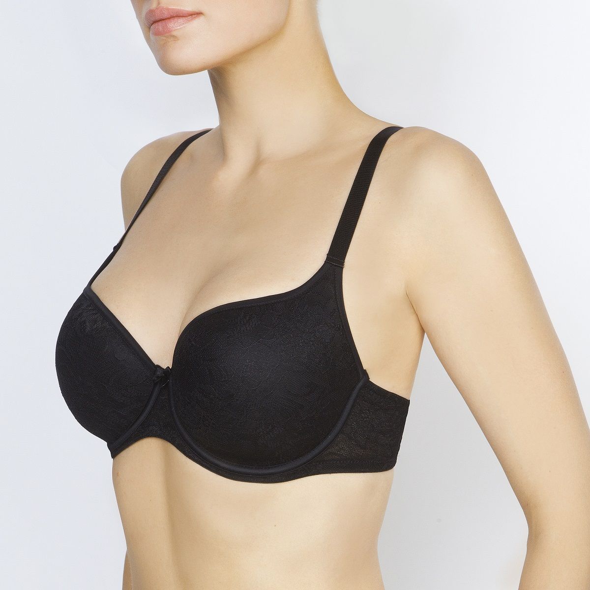 Эффектный бюстгальтер-спейсер на каркасах 4