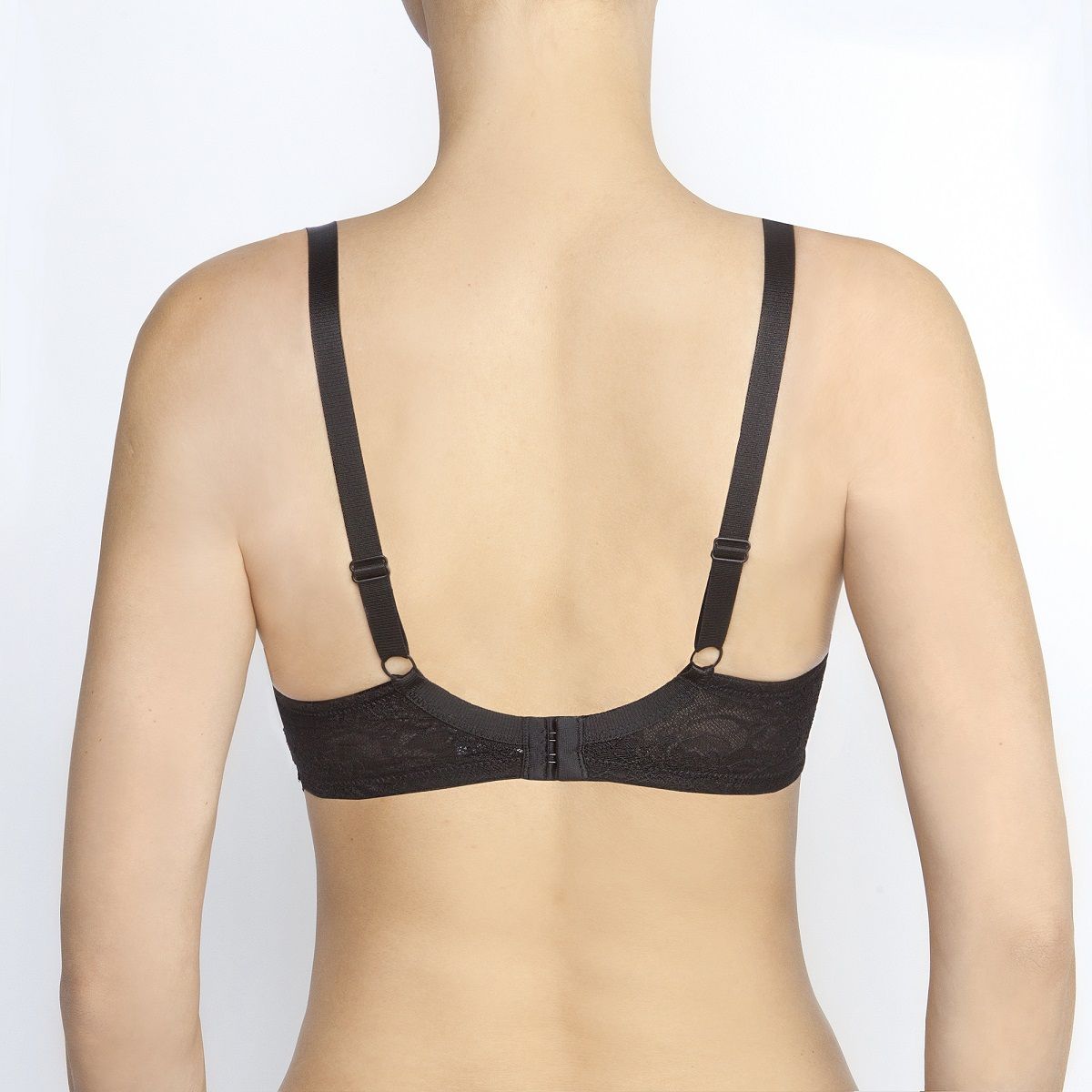 Эффектный бюстгальтер-спейсер на каркасах 6