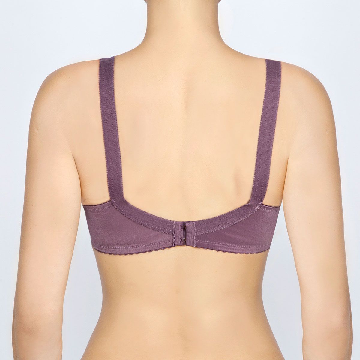 Бескаркасный бюстгальтер с мягкой кружевной чашкой 2