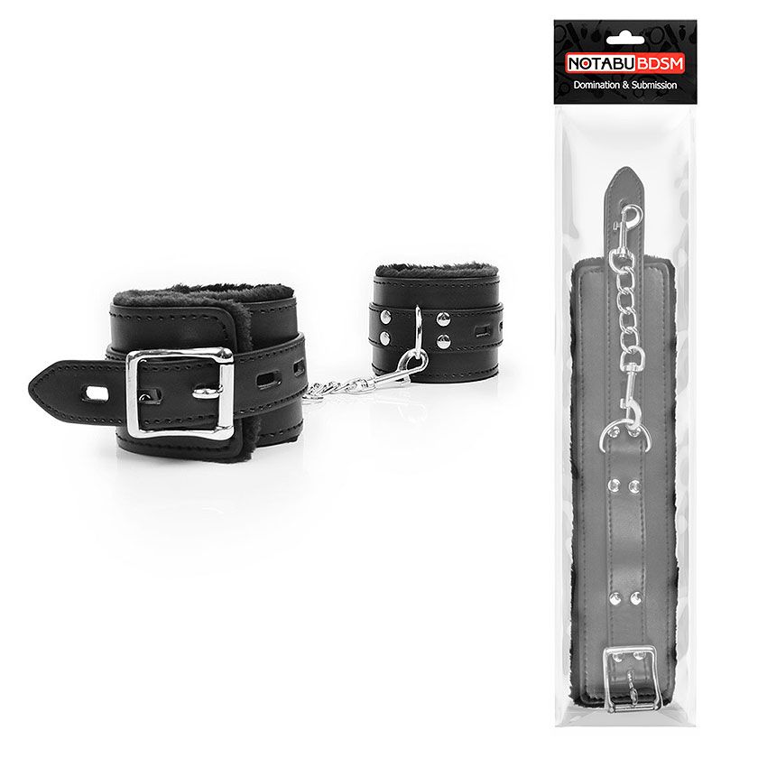 Черные оковы на металлических карабинах 2