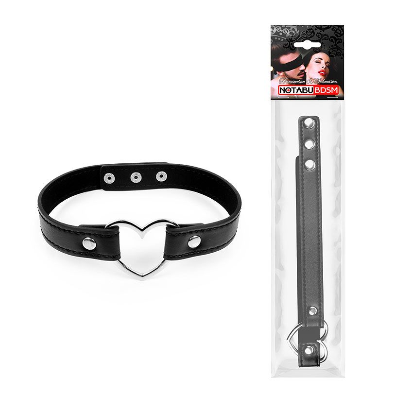 Черный ошейник с сердечком 2