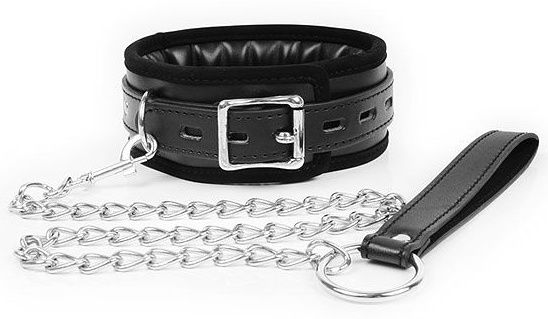 Черный ошейник на металлическом поводке с ручкой-петлей 1