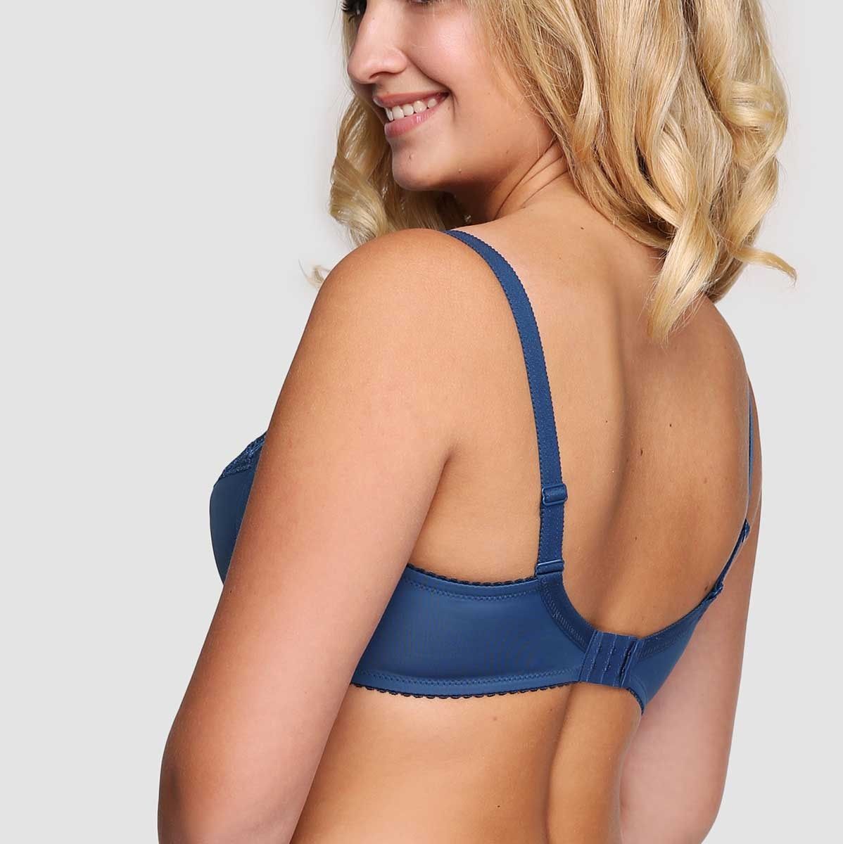 Лёгкий бюстгальтер с мягкой чашкой на каркасах 4