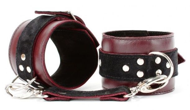 Бордовые оковы Maroon Shackles 1