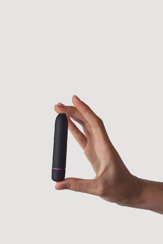 Черная компактная вибропуля Univibe - 9 см. 3