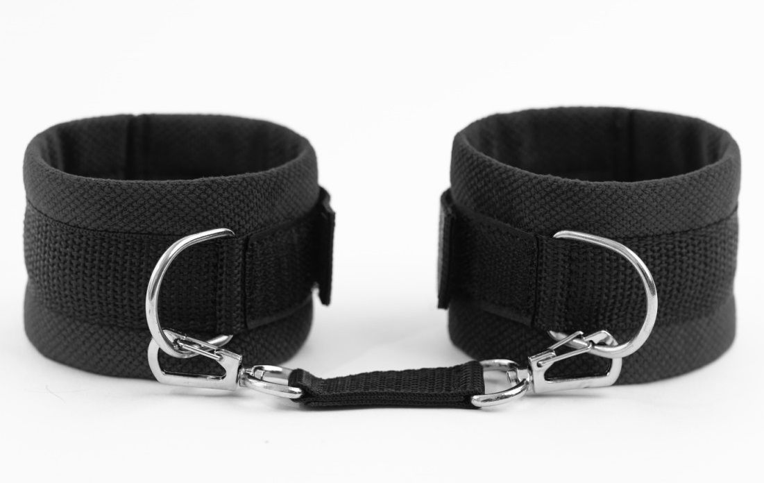 Черные оковы My rules на сцепке 1