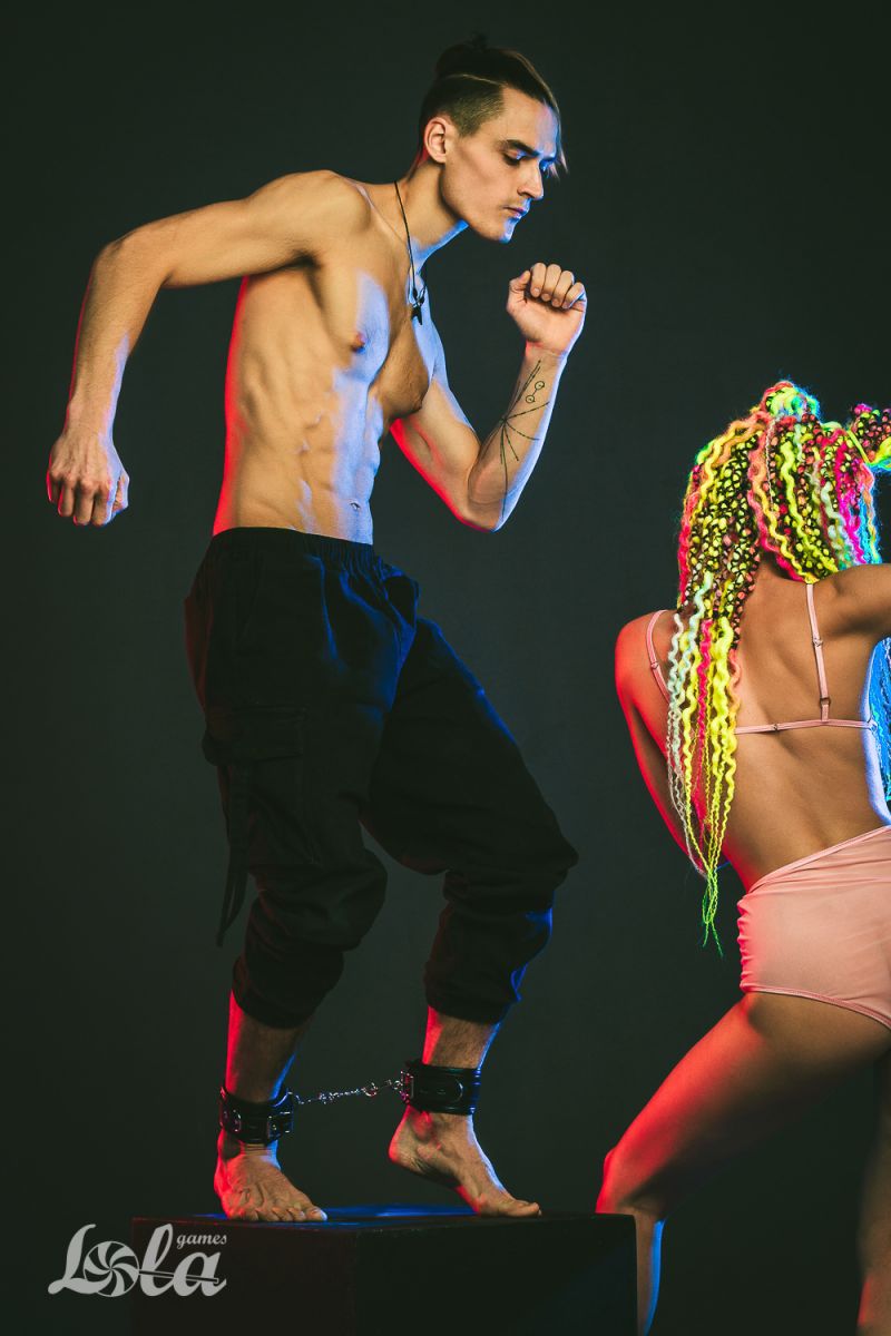 Черные оковы Amazea 8