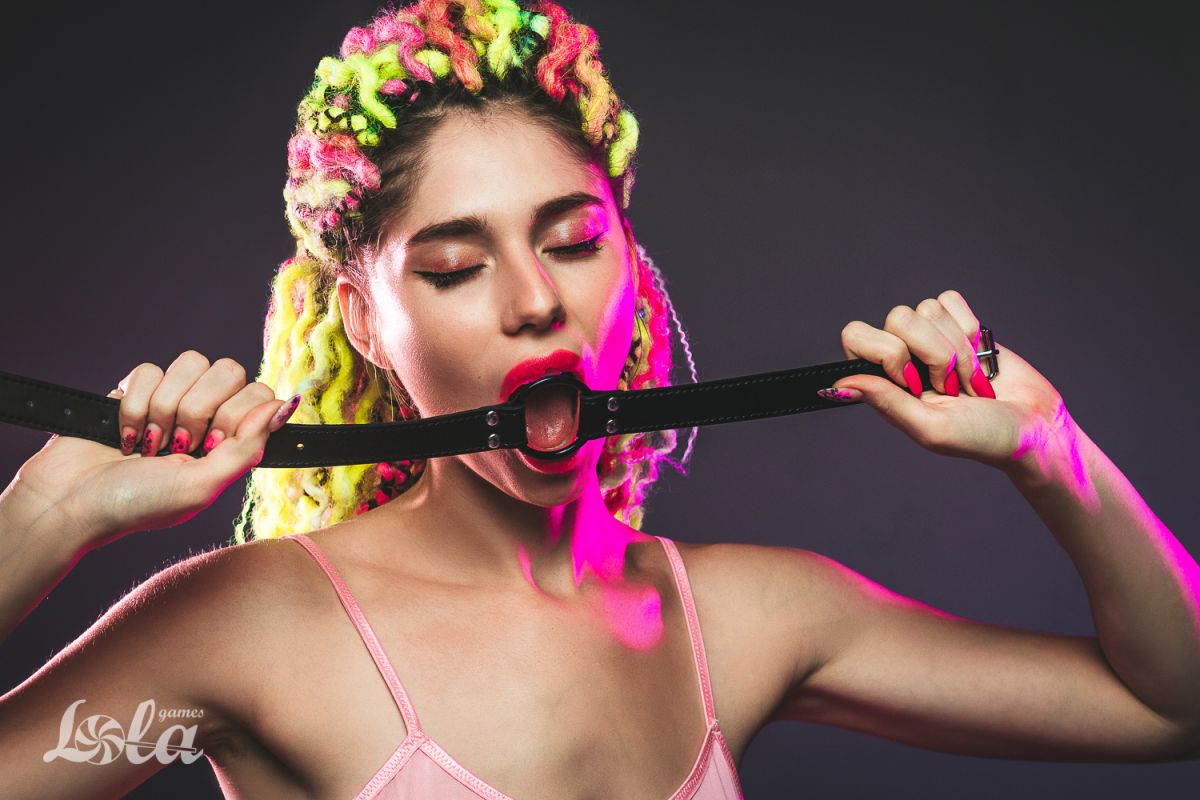 Черный кляп-кольцо Modesty 3