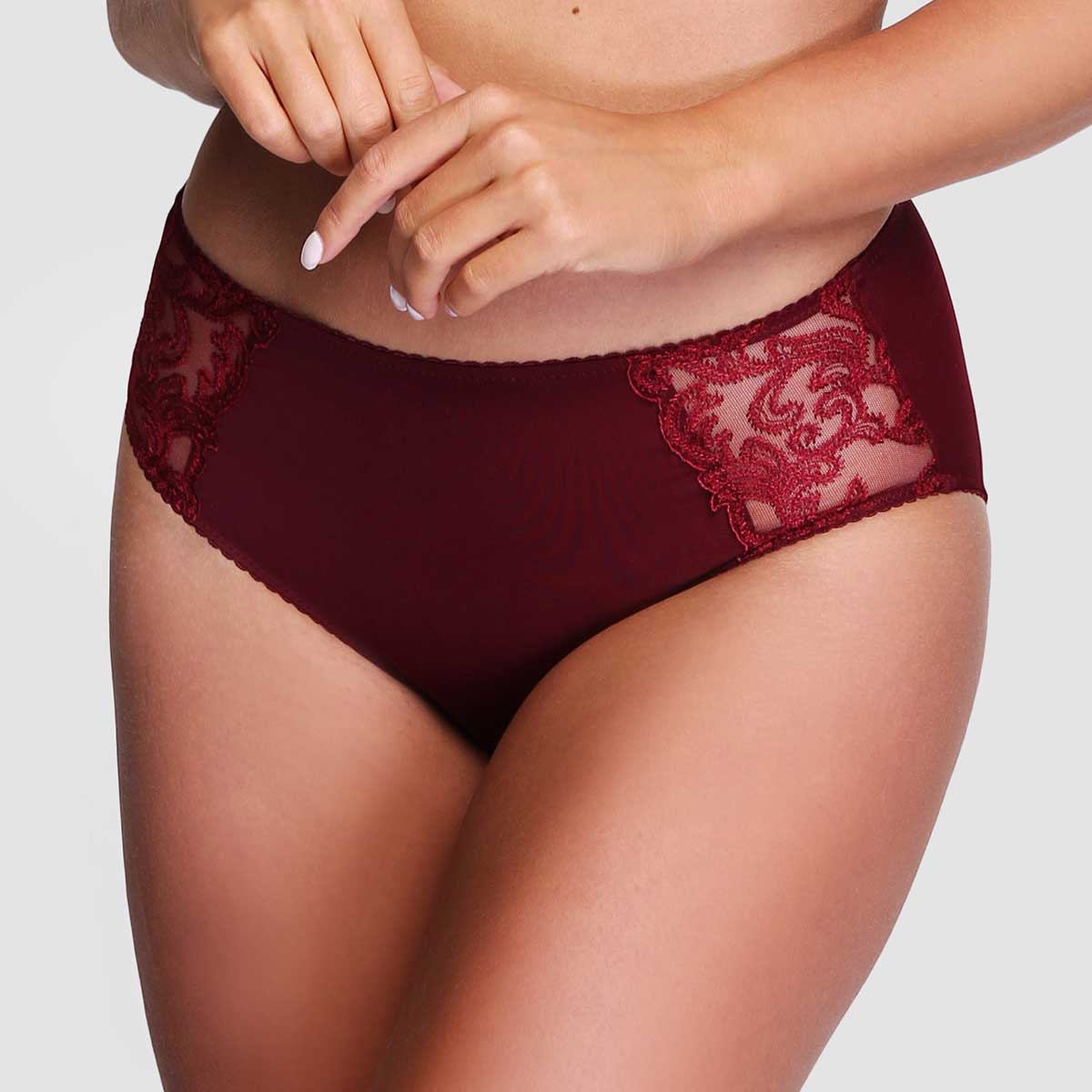 Трусы-слипы из мягкого микроволокна со вставками из вышитого тюля 7