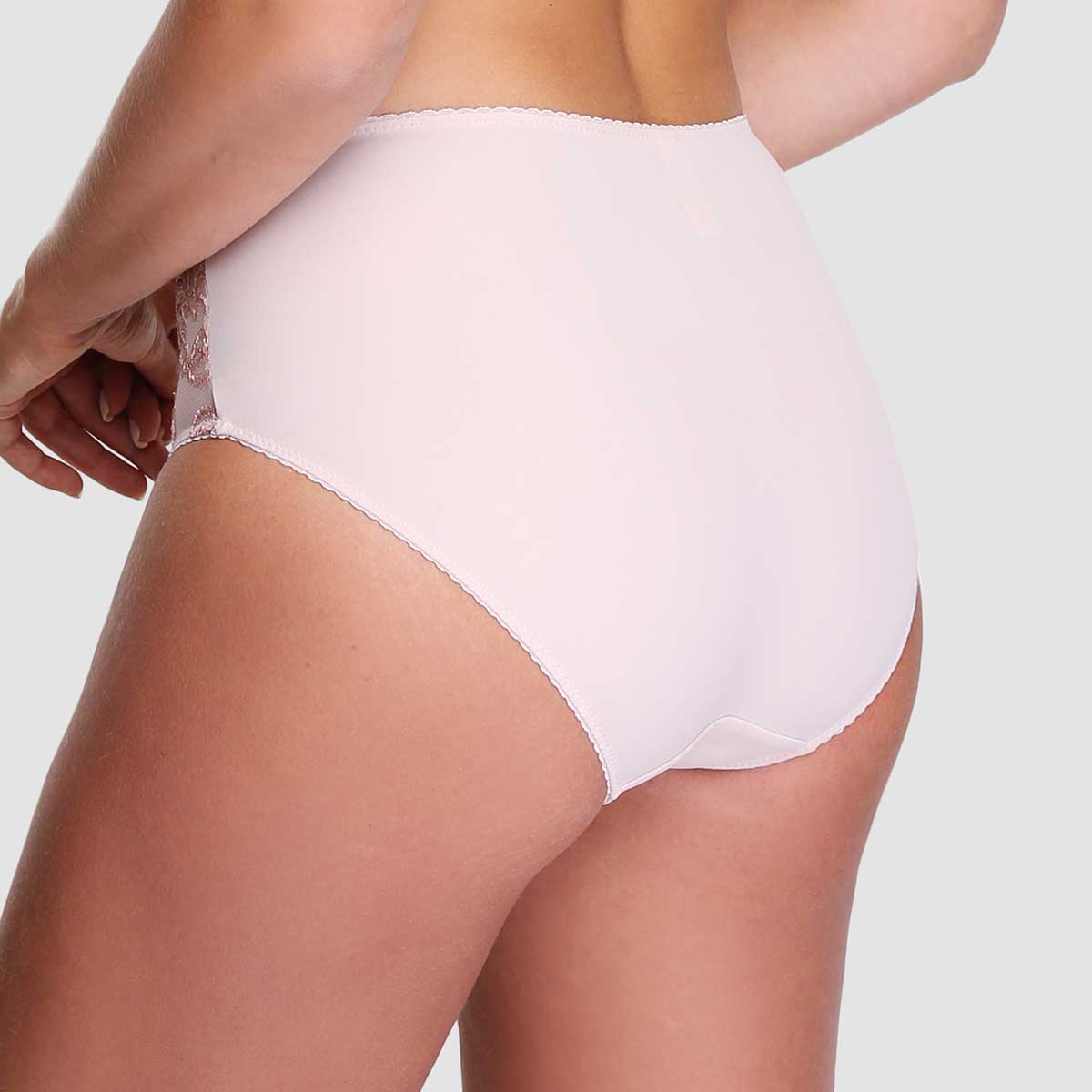 Трусы-слипы из мягкого микроволокна со вставками из вышитого тюля 10