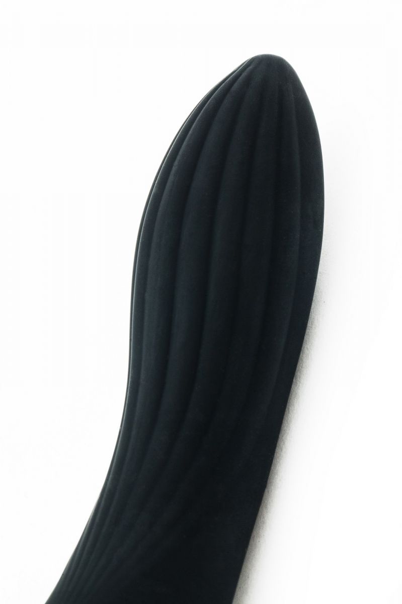 Черный волнообразный вибратор - 20 см. 2