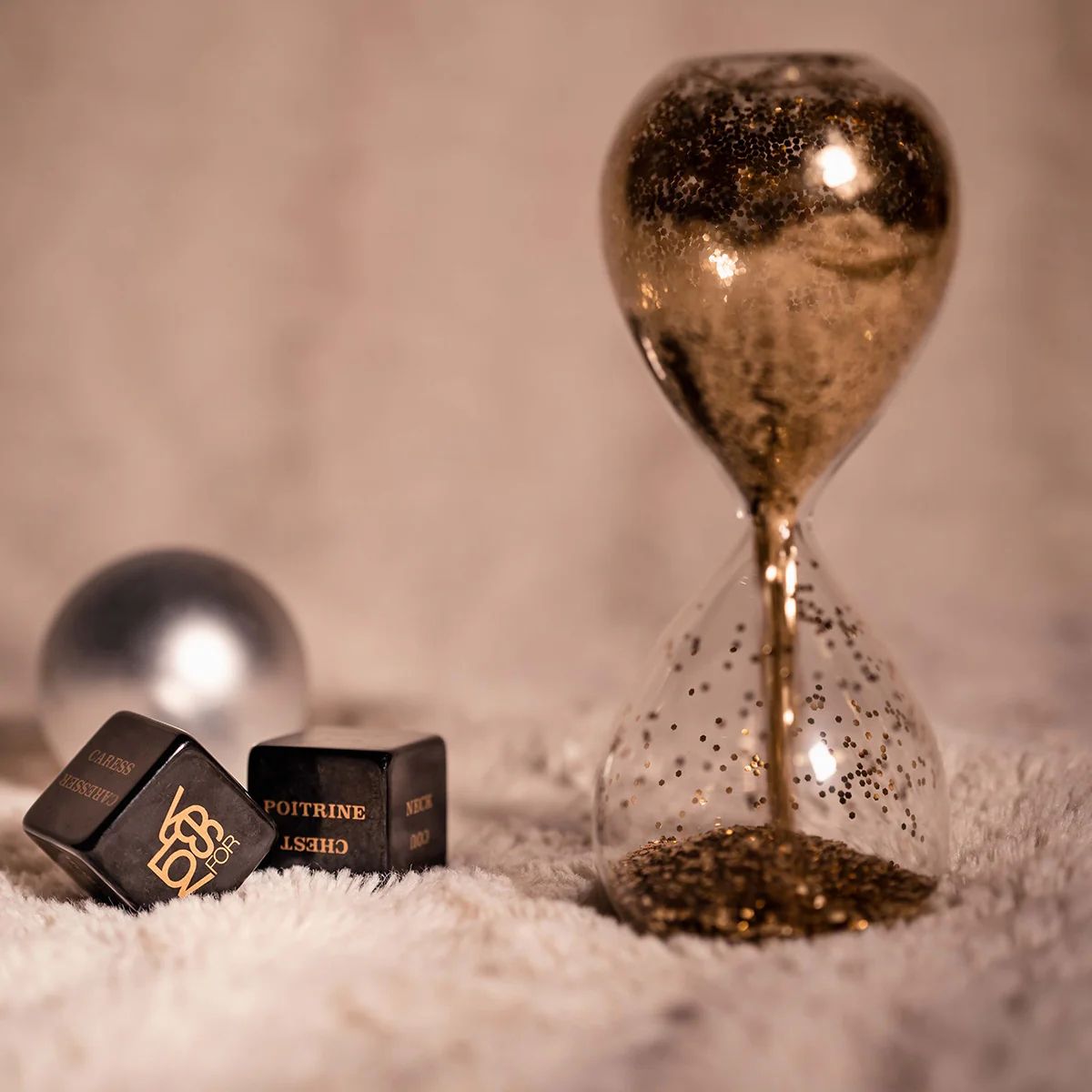 Черные игровые кубики для пар Naugty Dice 5