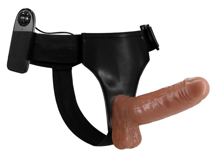 Страпон на трусиках с вибрацией Ultra Passionate Harness - 16 см. 1