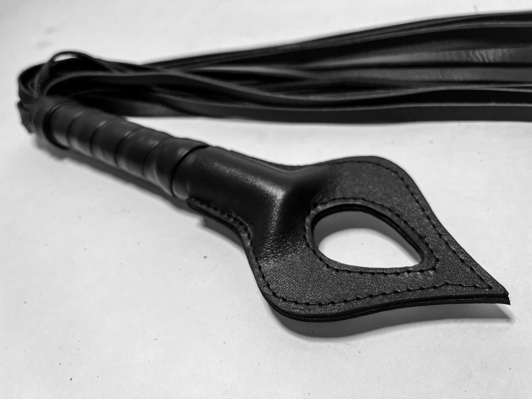 Черная кожаная плеть "Пиковая Дама" - 60 см. 2