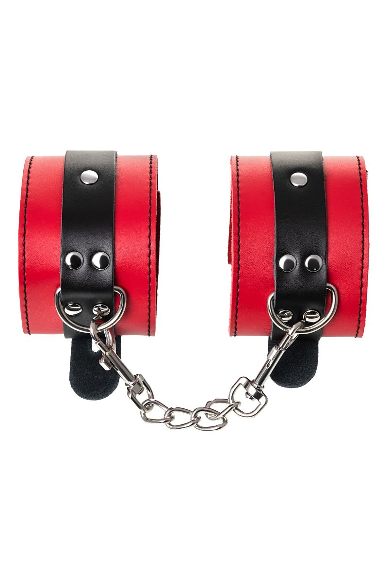 Красно-черные оковы на ноги из кожи 5