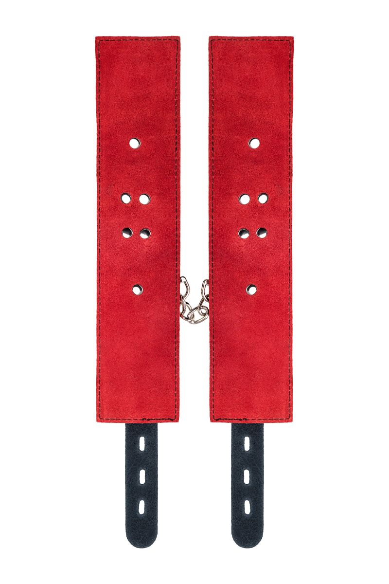 Красно-черные оковы на ноги из кожи 9