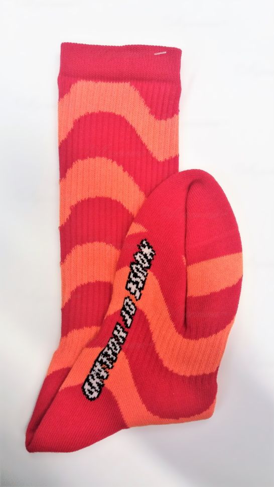 Красные гольфы в неоновую полоску 1