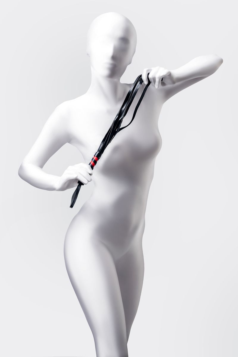 Черно-красный флоггер Anonymo - 45 см. 4