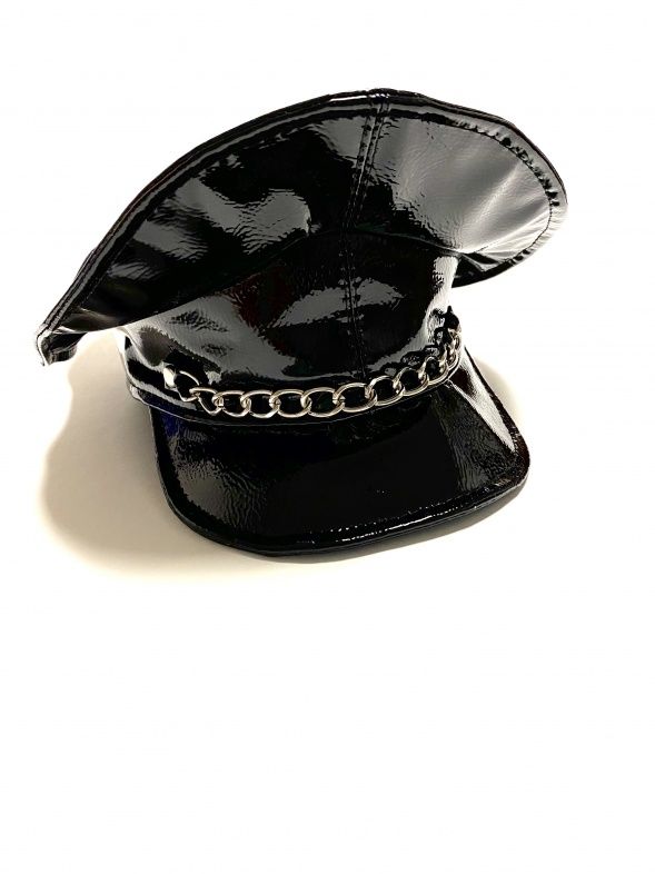 Строгая и сексуальная фуражка из эко-кожи 2