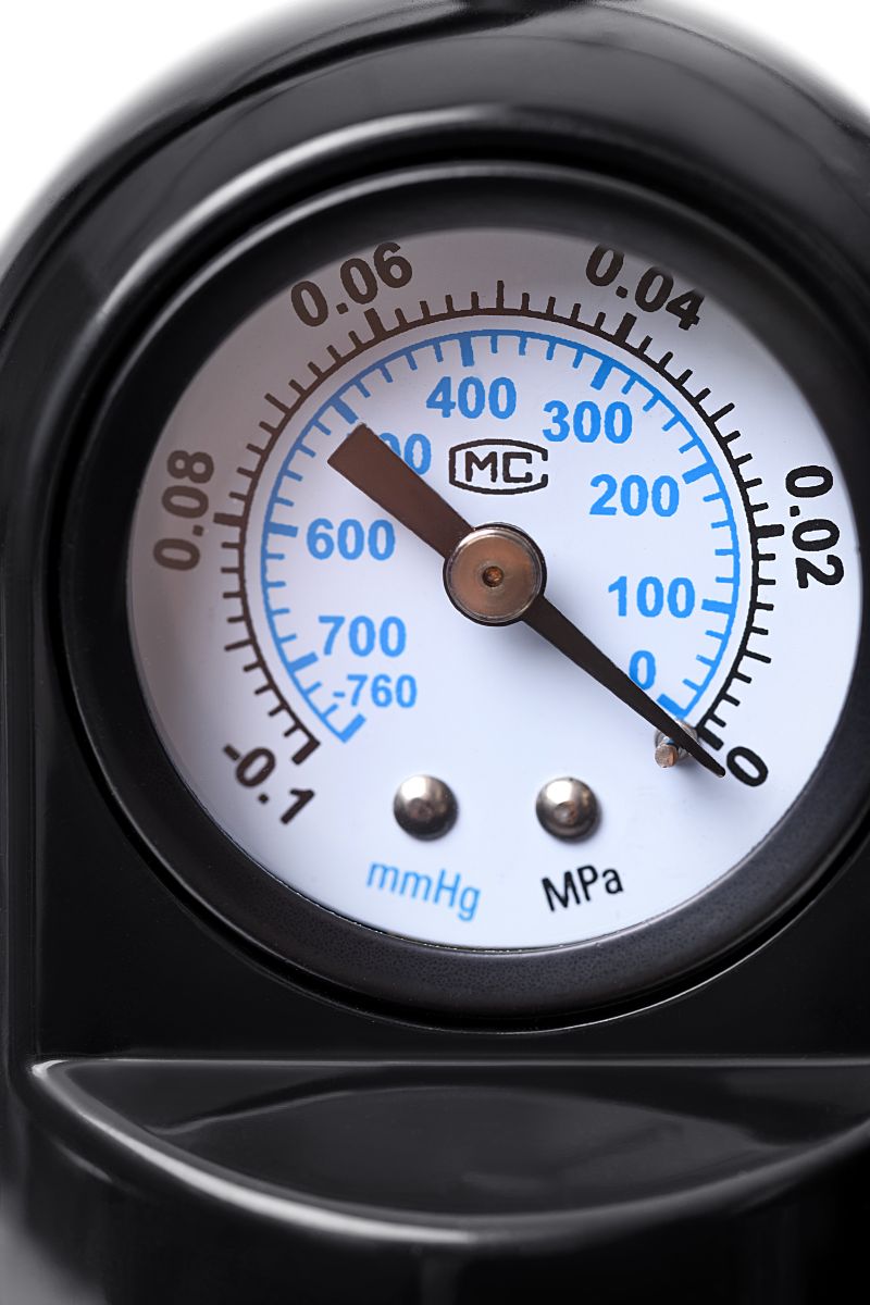 Прозрачная механическая помпа Helmer с манометром 10