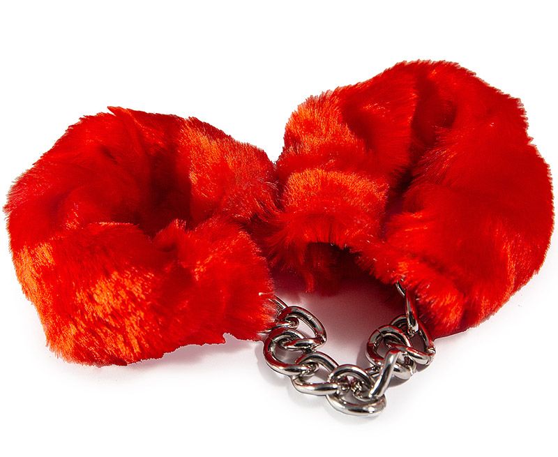 Наручники с красным искусственным мехом 1
