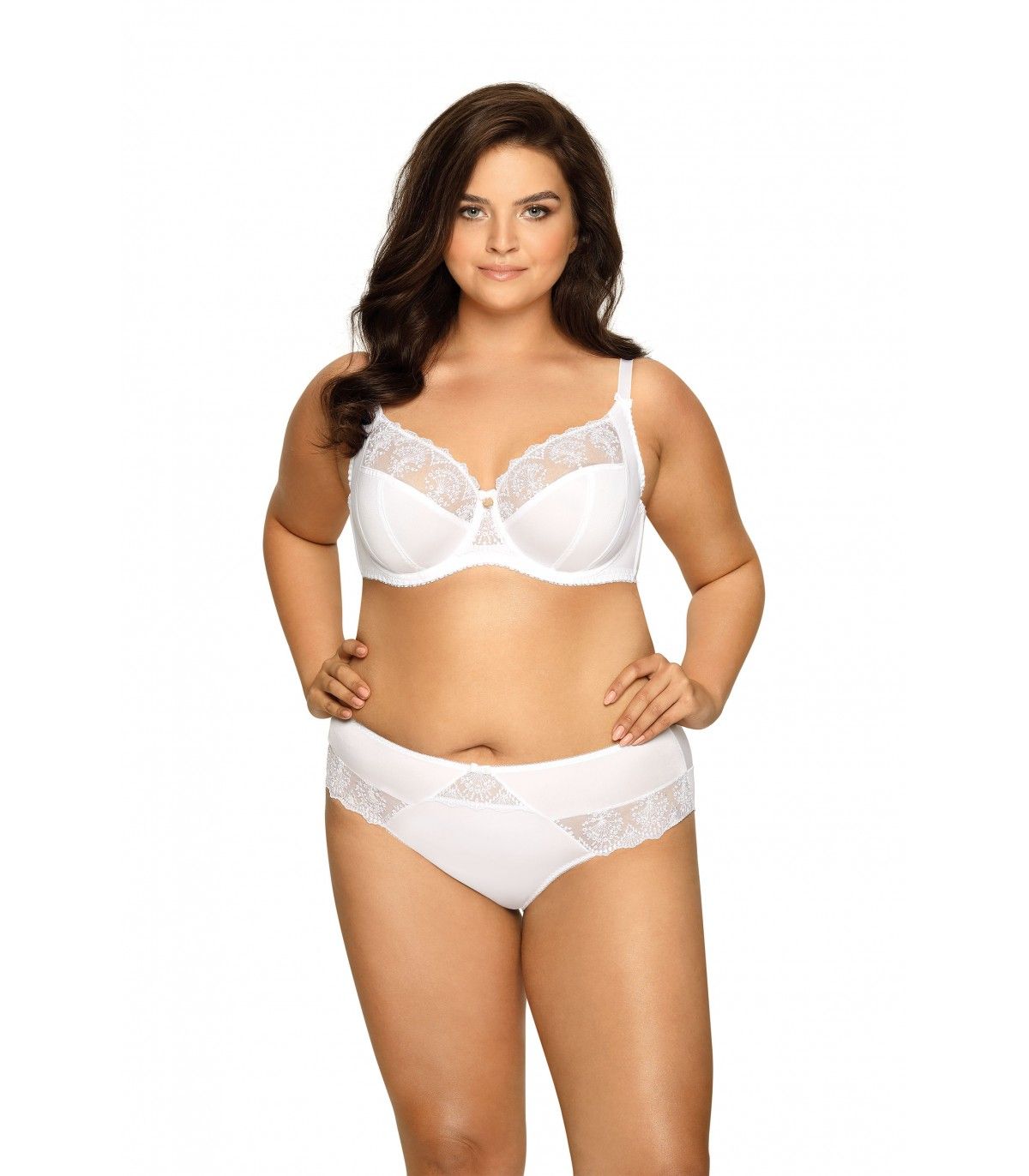 Бюстгальтер plus size на косточках с нежными кружевными элементами 2