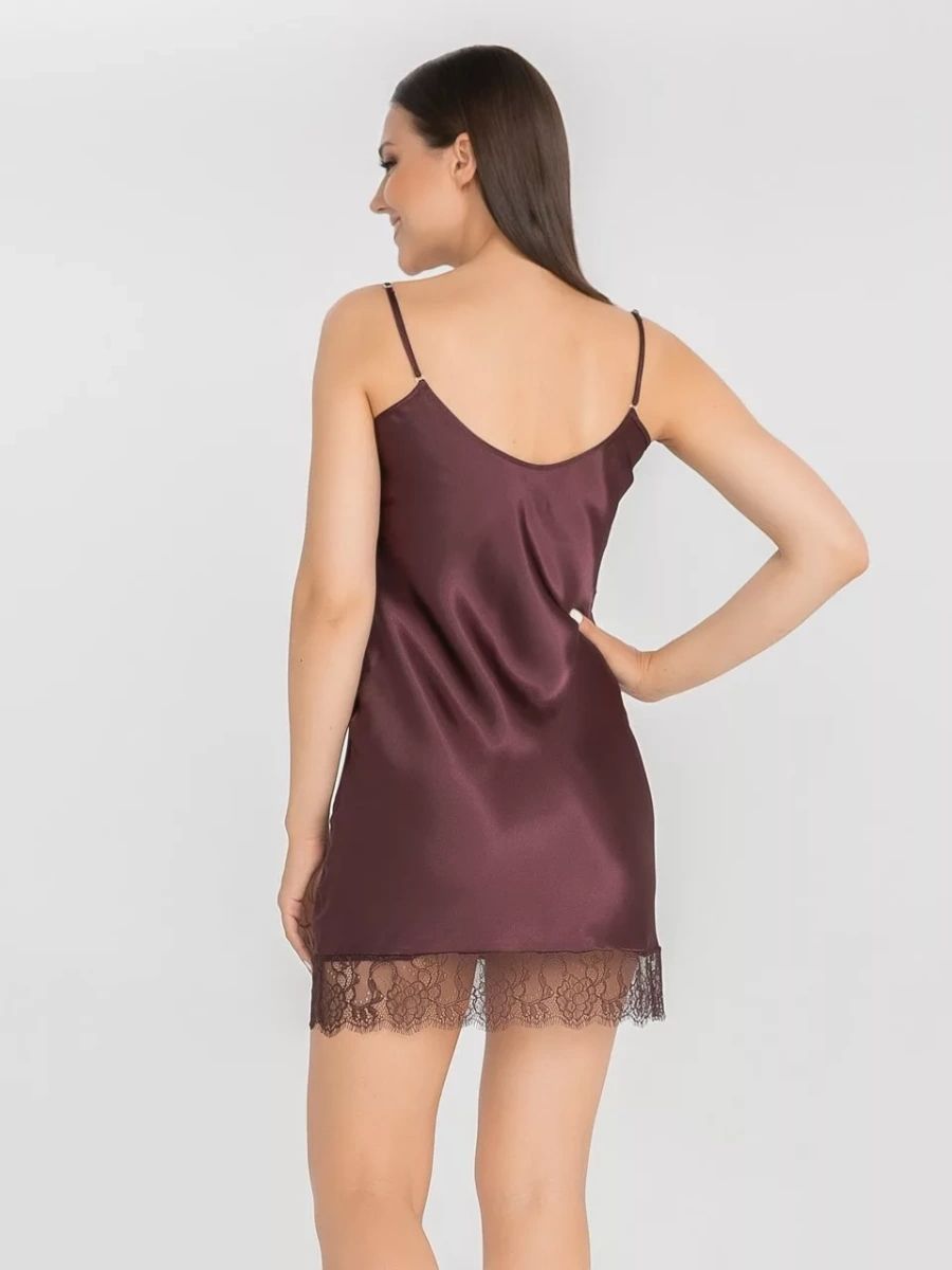 Короткая сорочка на узких бретелях из искусственного шелка 13