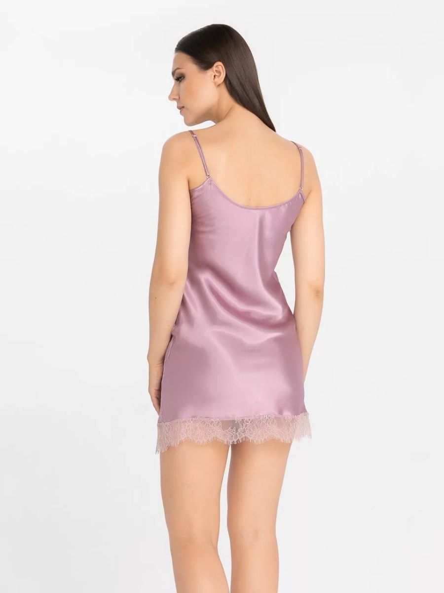 Короткая сорочка на узких бретелях из искусственного шелка 11