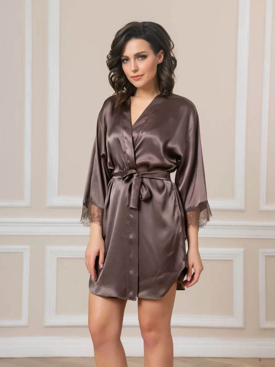 Короткий пеньюар с кружевной отделкой 7