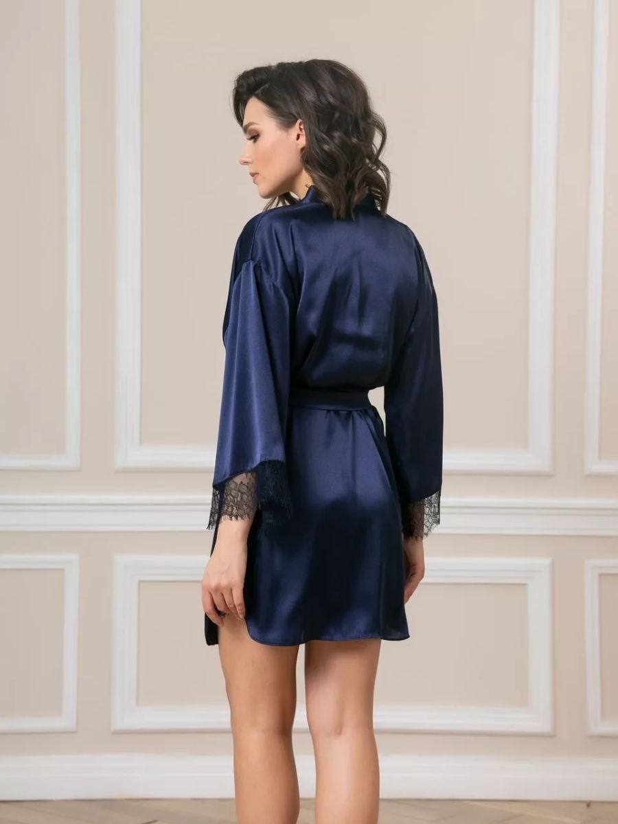 Короткий пеньюар с кружевной отделкой 6