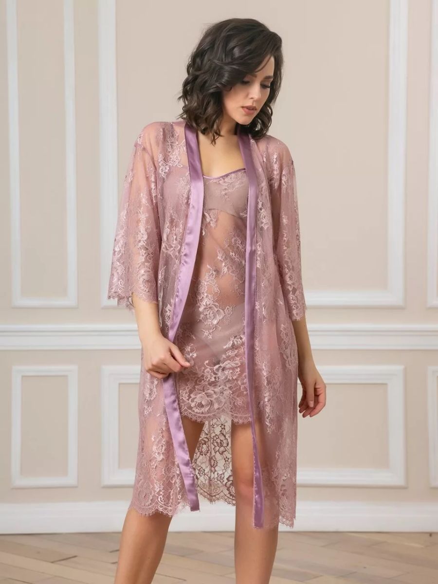 Соблазнительный кружевной пеньюар с поясом 1