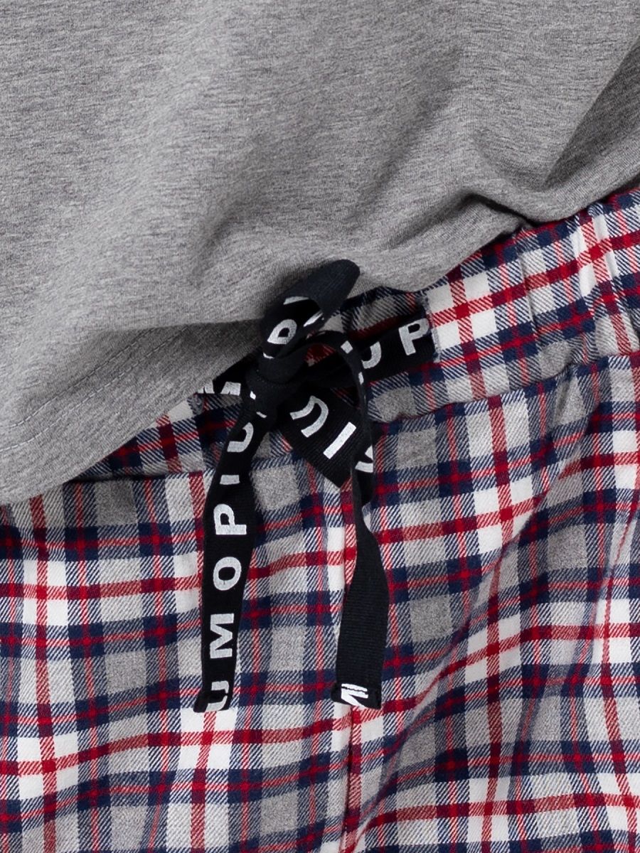 Уютный пижамный комплект с маской 4