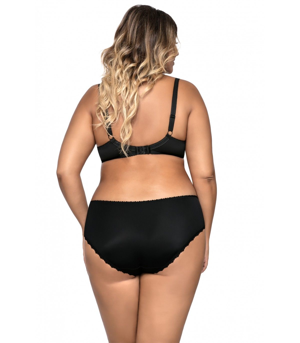 Элегантный бюстгальтер plus size с уплотненными чашками из нежной микрофибры 11