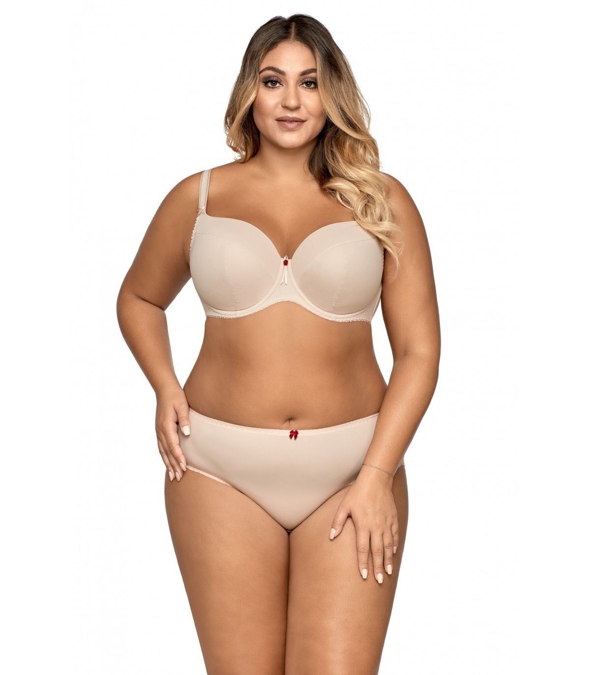 Элегантный бюстгальтер plus size с уплотненными чашками из нежной микрофибры 6