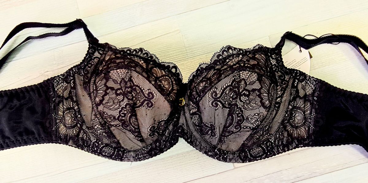 Бюстгальтер plus size на косточках с кружевными мягкими чашками 2