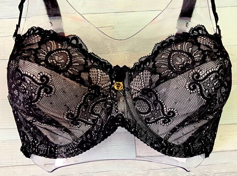 Бюстгальтер plus size на косточках с кружевными мягкими чашками 1