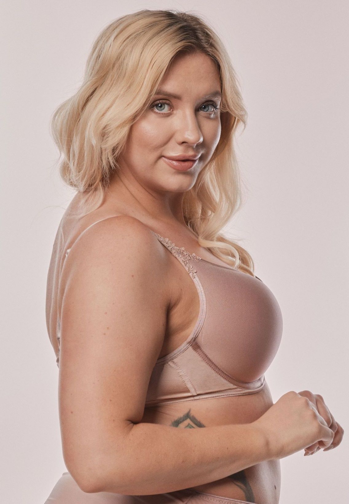 Кофейный бюстгальтер Anita на косточках 3