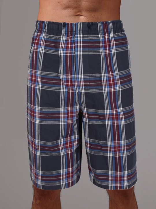 Удлиненные мужские шорты в клетку 1