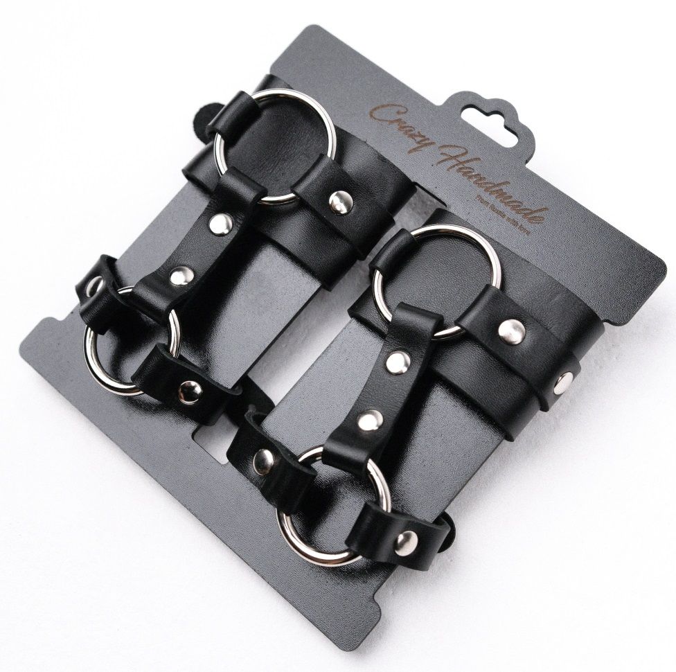 Черные наручники с креплением на кисть руки 1