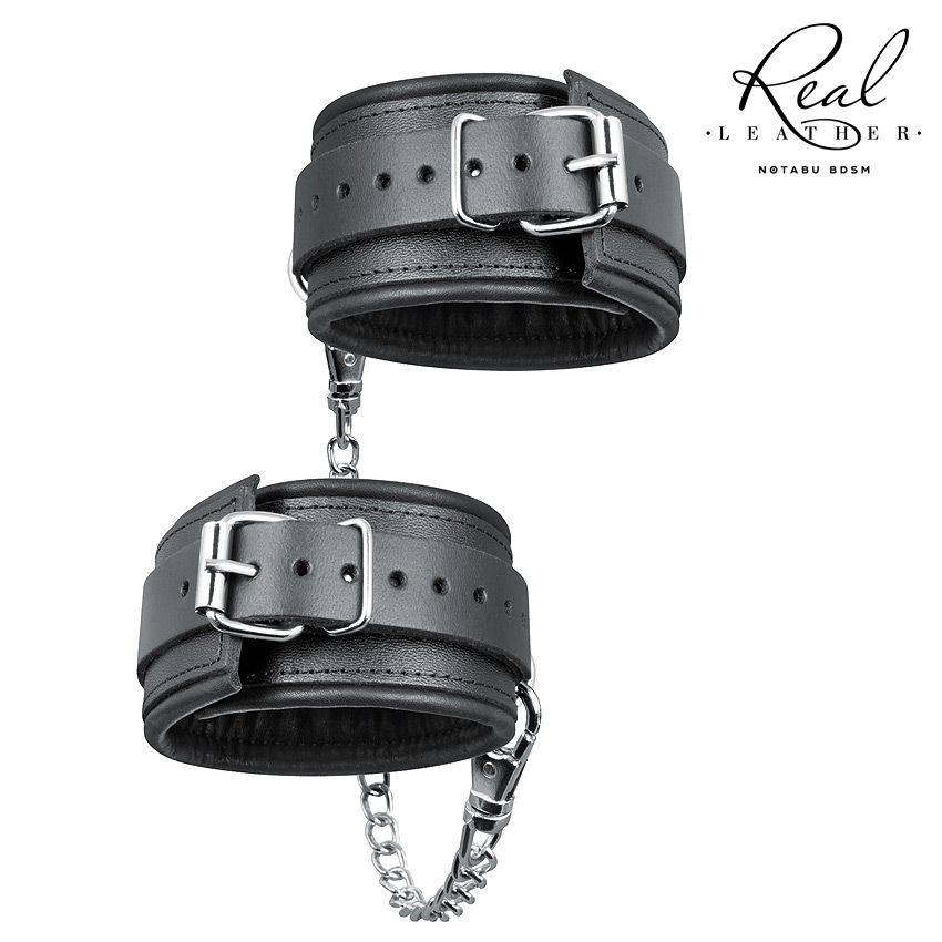 Черные кожаные оковы на цепочке с карабинами 1