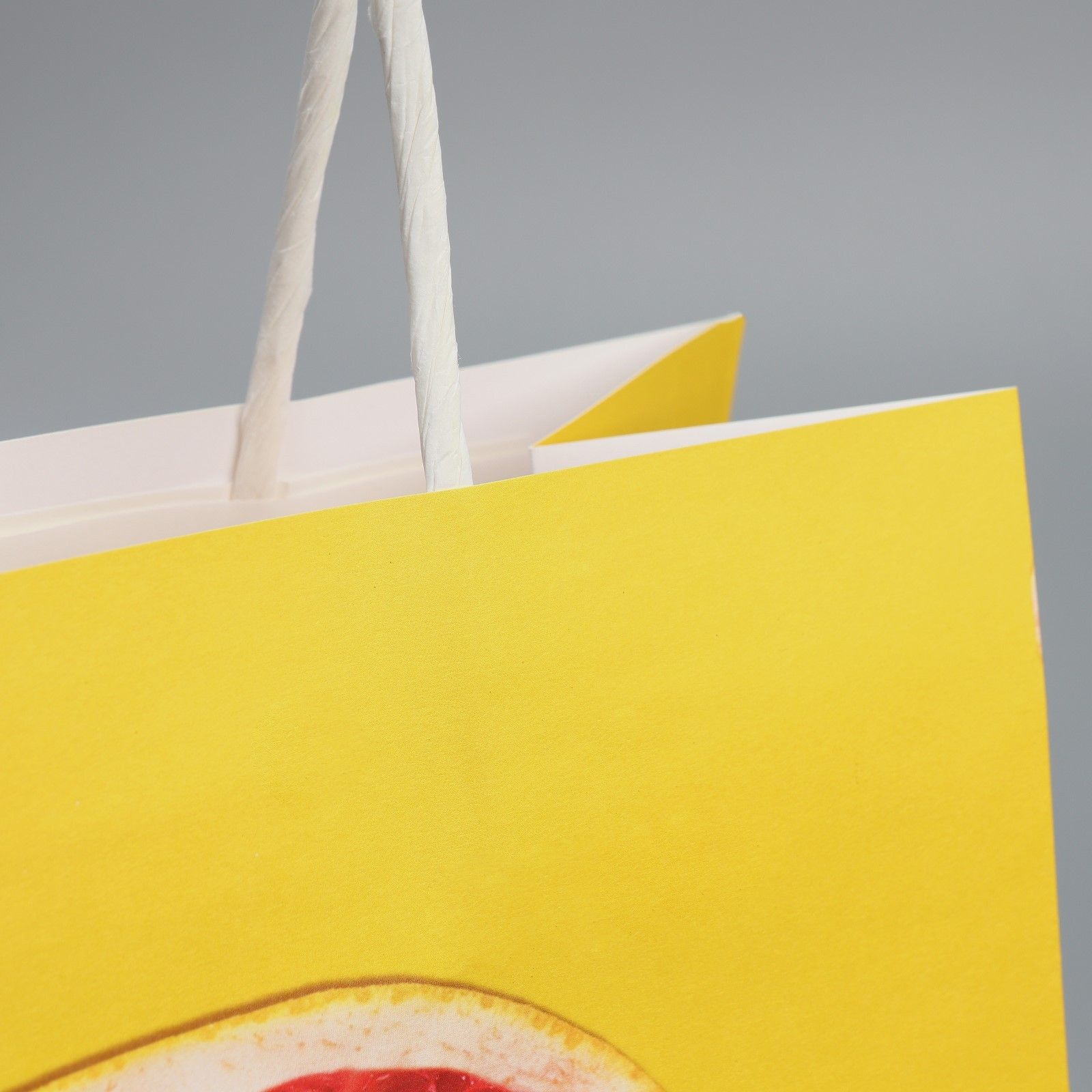 Подарочный крафтовый пакет «Сладость» - 22×22×11 см. 4