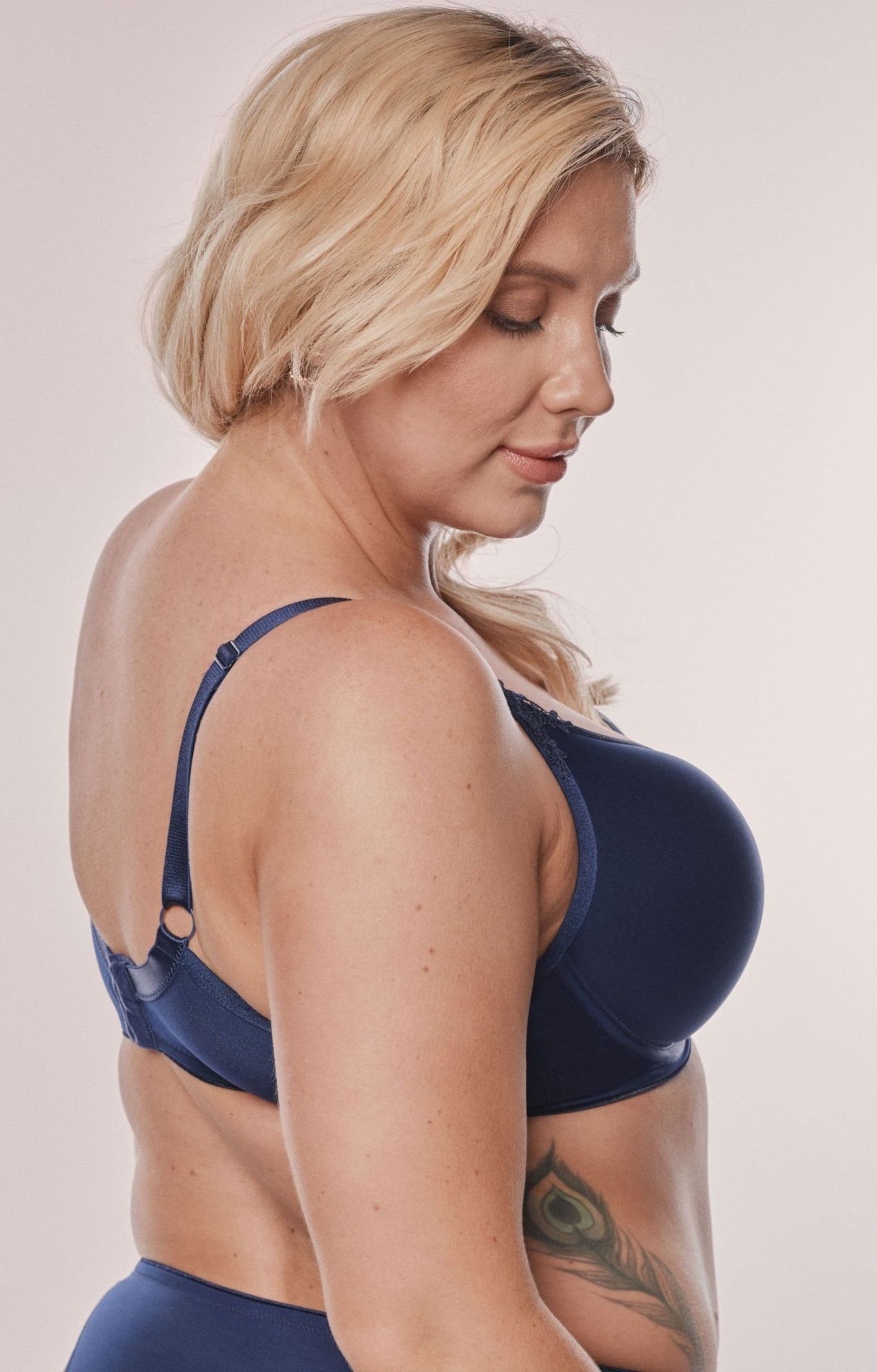 Темно-синий бюстгальтер Anita на косточках 3