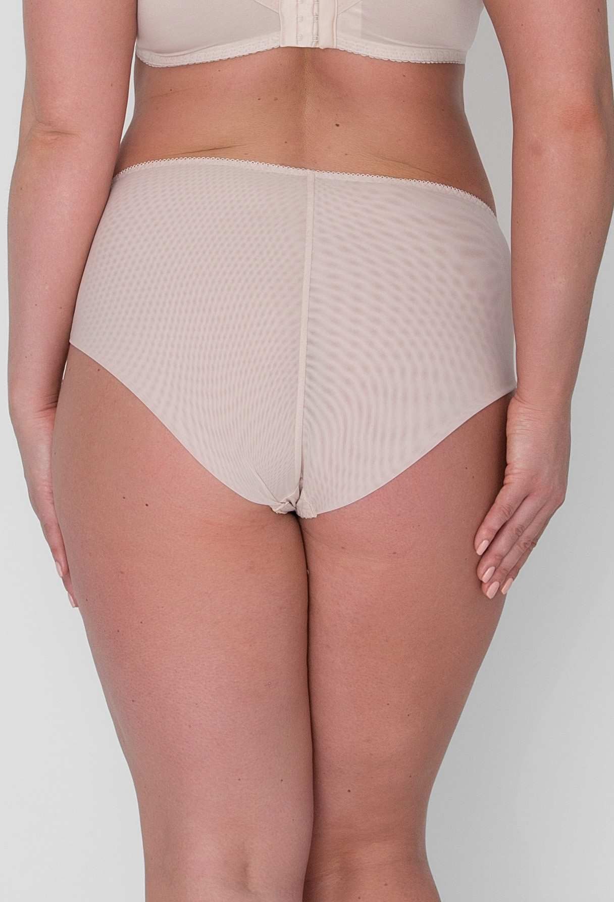 Женские трусики-слипы из ткани с тиснением 2