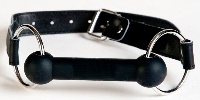 Чёрный кляп-трензель на кожаных ремешках 3