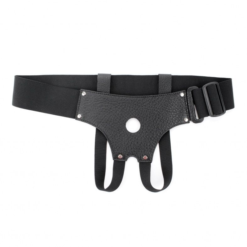 Трусики для страпона с маленьким отверстием 1