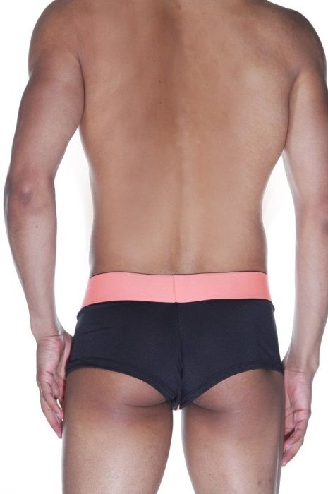 Черные трусы-хипсы на персиковом поясе 2